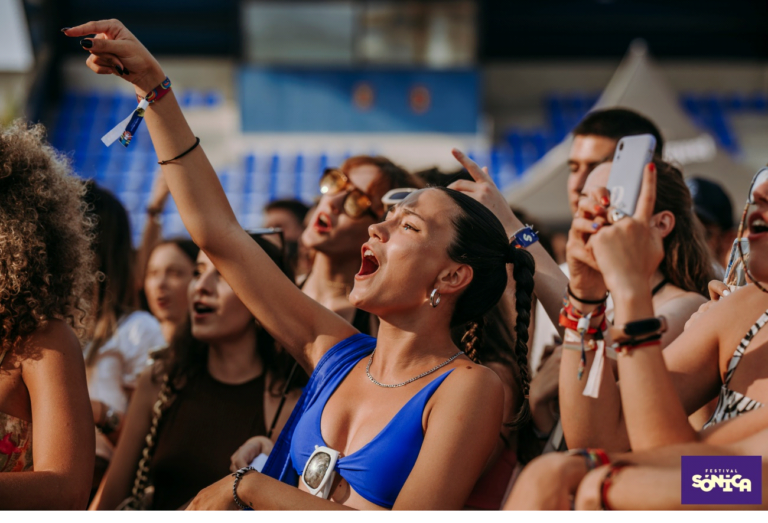 TODO LISTO PARA EL FESTIVAL SÓNICA DE CASTRO URDIALES, CON LEIVA Y VETUSTA MORLA LIDERANDO UN COMPLETÍSIMO CARTEL