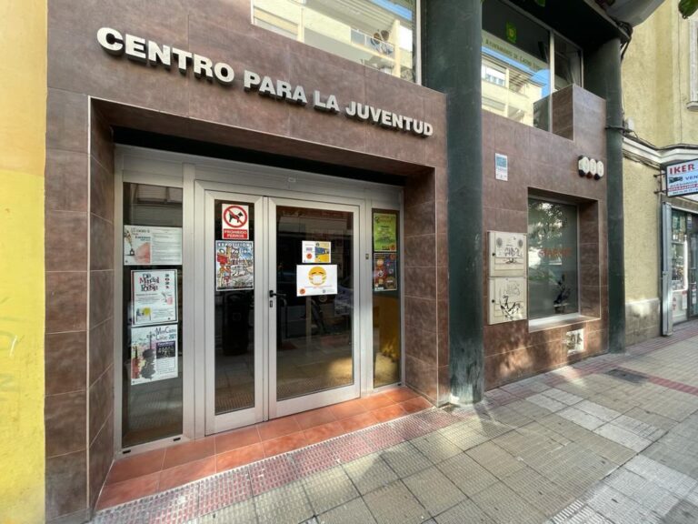 EL AYUNTAMIENTO OBTIENE UNA SUBVENCIÓN REGIONAL DE 8.889 EUROS PARA LA OFICINA DE INFORMACIÓN JUVENIL EN ‘EL CAMAROTE’