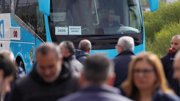 EL GOBIERNO REGIONAL ESTABLECE SERVICIOS MÍNIMOS PARA LA HUELGA DE TRANSPORTE DE VIAJEROS POR CARRETERA DE ESTE JUEVES Y VIERNES