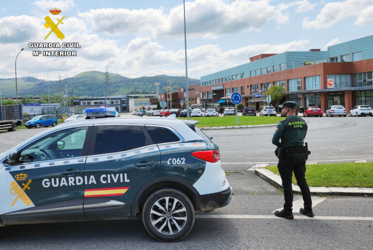 LA GUARDIA CIVIL ESCLARECE LA SUSTRACCIÓN DE MÁS DE 25.000 EUROS EN MATERIAL DE DOS EMPRESAS DE CASTRO URDIALES Y COLINDRES