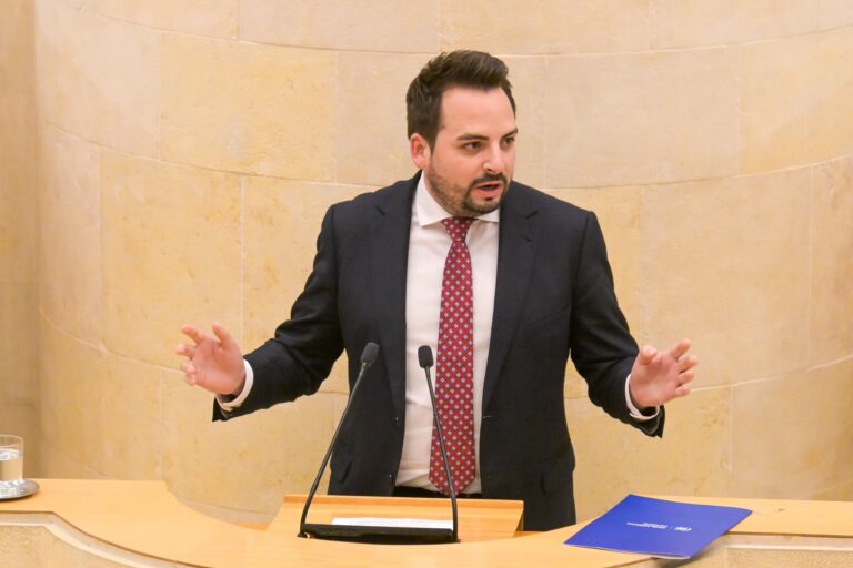 EL PARTIDO POPULAR CALIFICA DE “IRRESPONSABLE” AL PRC “POR PRIORIZAR SUS INTERESES AL BIENESTAR DE LOS 600 ESTUDIANTES DEL IES ZAPATERO DE CASTRO URDIALES
