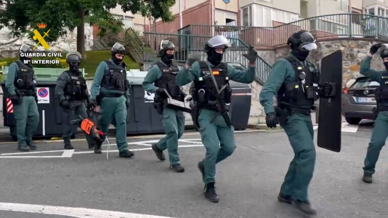 DETENIDAS CUATRO PERSONAS EN VIZCAYA POR COMETER 36 HURTOS EN SUPERMERCADOS DE SEIS PROVINCIAS, ALGUNO DE ELLOS EN CASTRO URDIALES