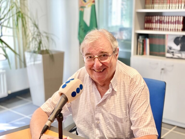 JAVIER CARRASCO VUELVE, UNA EDICIÓN MÁS, A PRESENTAR CARROZA AL COSO BLANCO, «AUNQUE EL AÑO PASADO HABÍA DECIDIDO DEJARLO»
