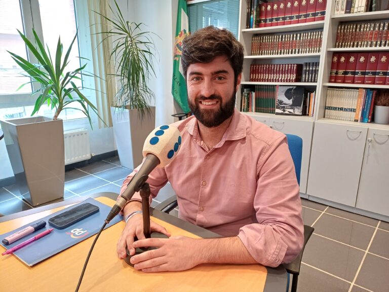 CRISTIAN ANTUÑANO PIDE A LA ALCALDESA QUE «ASUMA SU RESPONSABILIDAD EN MATERIA DE VIVIENDA» Y «DEJE DE APUNTAR EN TODAS DIRECCIONES CON SU POLÍTICA DE ASPERSOR»