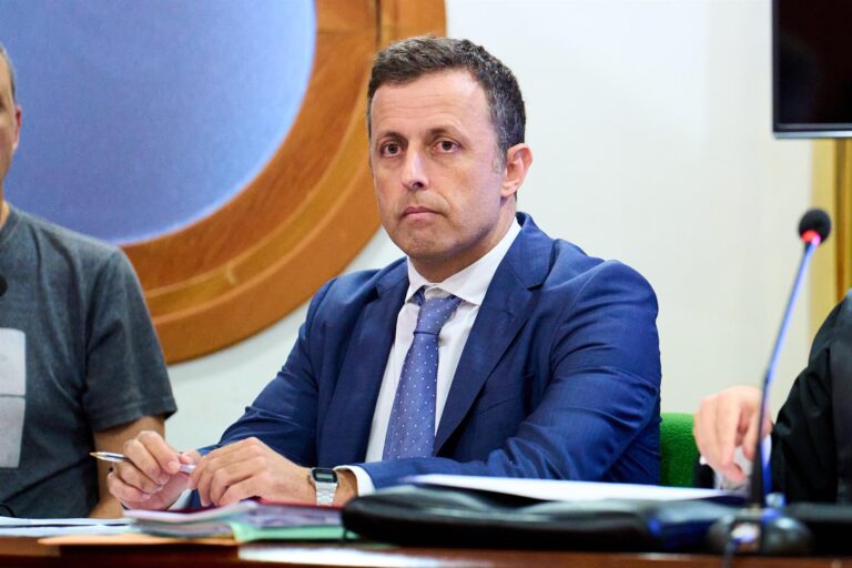 EL TRIBUNAL SUPREMO CONDENA AL JUEZ ACAYRO COMO AUTOR DE UN DELITO DE PREVARICACIÓN JUDICIAL DOLOSA Y ELEVA SU INHABILITACIÓN DE LOS 5 AÑOS INICIALES A DIEZ