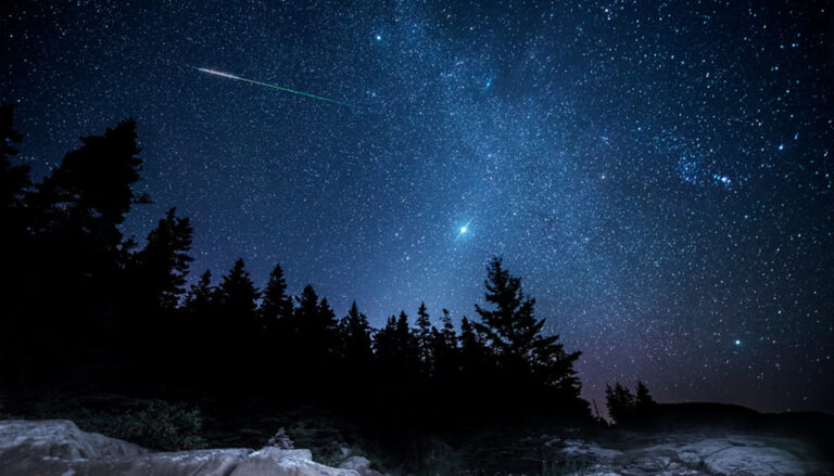 DEL 10 AL 13 DE AGOSTO SERÁN LOS DÍAS ÓPTIMOS PARA VER LA LLUVIA DE PERSEIDAS, AUNQUE LA LUNA LLENA DIFICULTARÁ LA VISIÓN