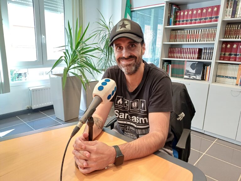 EL CONCEJAL DE PODEMOS EN CASTRO URDIALES EXPLICA LA SOSPECHA QUE EXISTE EN RELACIÓN A QUE LAS FRECUENCIAS DE AUTOBÚS CON LAREDO Y SANTANDER PUEDAN INCLUSO REDUCIRSE 