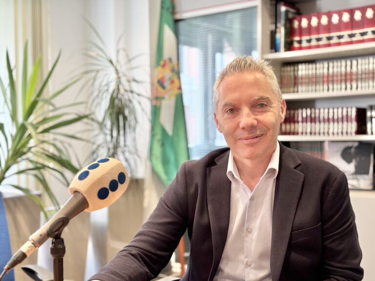 GURIEZO COMENZARÁ EN BREVE LA REPARACIÓN DE OTROS TRES KILÓMETROS DE CARRETERAS Y VIALES MUNICIPALES Y TRABAJA EN EL PRESUPUESTO PARA EL AÑO QUE VIENE
