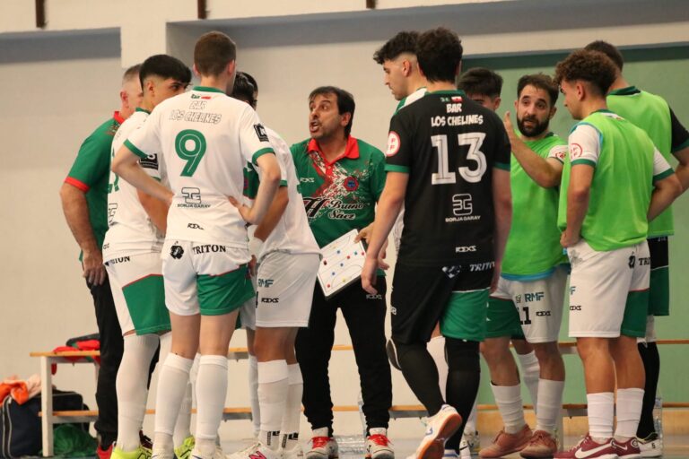 EL CASTRO F.S. BUSCA UN REVULSIVO CON LA DESTITUCIÓN DEL ENTRENADOR, ROBERTO SÁNCHEZ EL CASTRO F.S. BUSCA UN REVULSIVO CON LA DESTITUCIÓN DEL ENTRENADOR, ROBERTO SÁNCHEZ