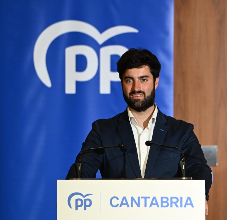 CRISTIAN ANTUÑANO ES ELEGIDO PRESIDENTE DEL PARTIDO POPULAR DE CASTRO URDIALES CON EL APOYO DEL 96% DE LOS AFILIADOS QUE HAN PARTICIPADO EN LAS ELECCIONES A LA RENOVACIÓN DE LA JUNTA LOCAL
