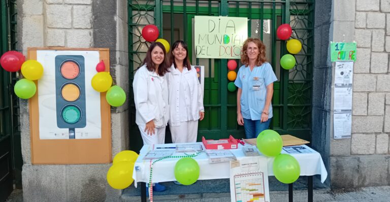 MESA INFORMATIVA DEL DÍA MUNDIAL DEL DOLOR EN EL CENTRO DE SALUD LA BARRERA