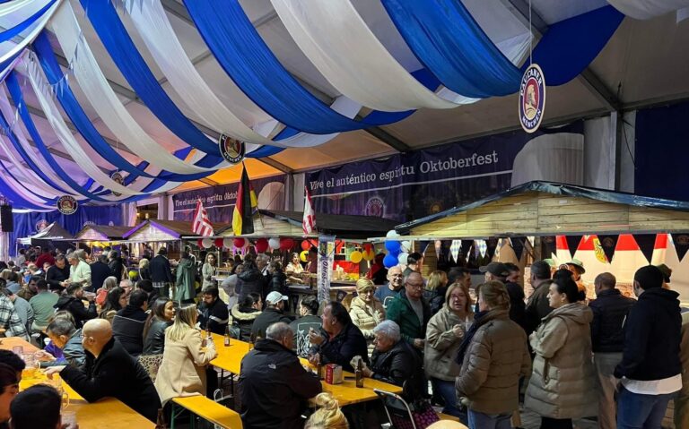 PUBLICADA LA LISTA DE ESTABLECIMIENTOS QUE OCUPARÁN DE LAS OCHO CASETAS DE HOSTELERÍA QUE SE INSTALARÁN EN LA FERIA CASTROBERFEST DEL 23 AL 26 DE OCTUBRE