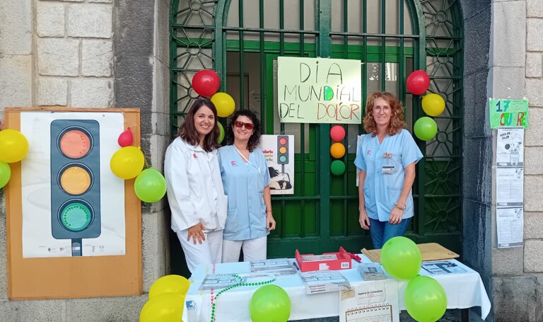 MESA INFORMATIVA DEL DÍA MUNDIAL DEL DOLOR EN EL CENTRO DE SALUD LA BARRERA MESA INFORMATIVA DEL DÍA MUNDIAL DEL DOLOR EN EL CENTRO DE SALUD LA BARRERA