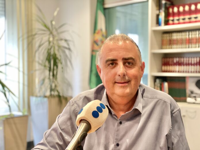 Roberto Media en PR 040925