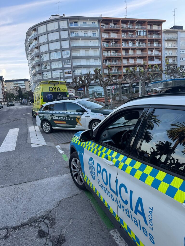 UNA PERSONA TRASLADADA A UN CENTRO SANITARIO TRAS UNA RIÑA Y AGRESIÓN CON VARIOS IMPLICADOS EN CASTRO URDIALES