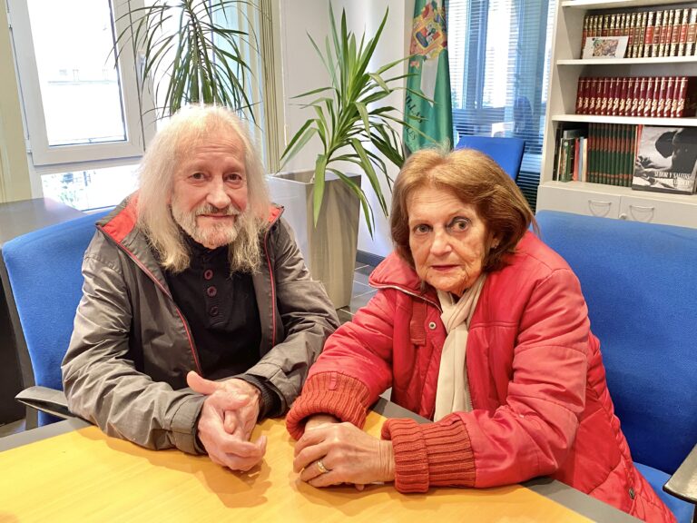 CHECHU AROZAMENA Y GUADALUPE BEASKOETXEA, DE LA ASOCIACIÓN CULTURAL PASIÓN VIVIENTE, REPASAN LOS PREPARATIVOS DE CARA A SEMANA SANTA: “ES NECESARIO ARRANCAR YA PORQUE EL TIEMPO SE NOS ECHA ENCIMA, ESTE AÑO VA A SER MUY CORTO”